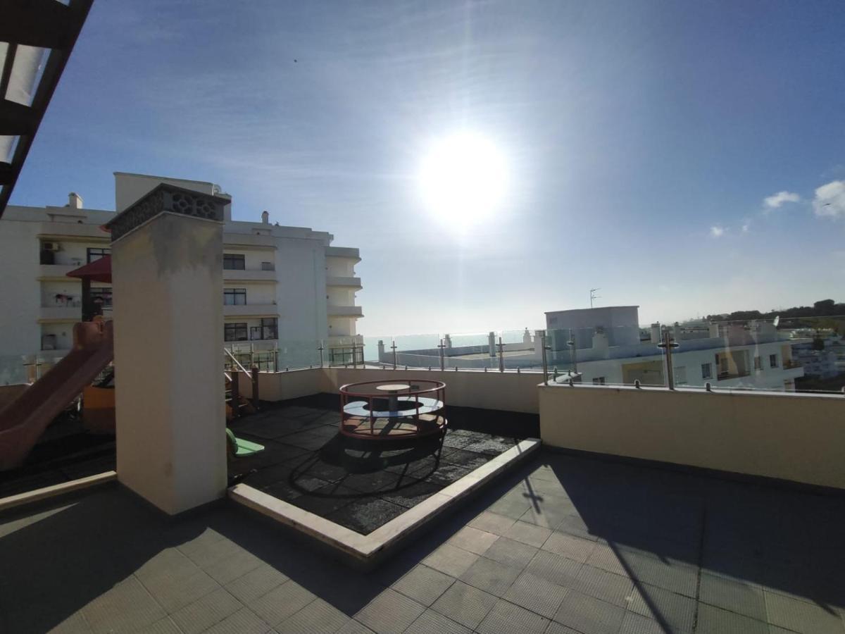Апартаменти Armacao De Pera Ocean Terrace With Pool By Homing Екстер'єр фото